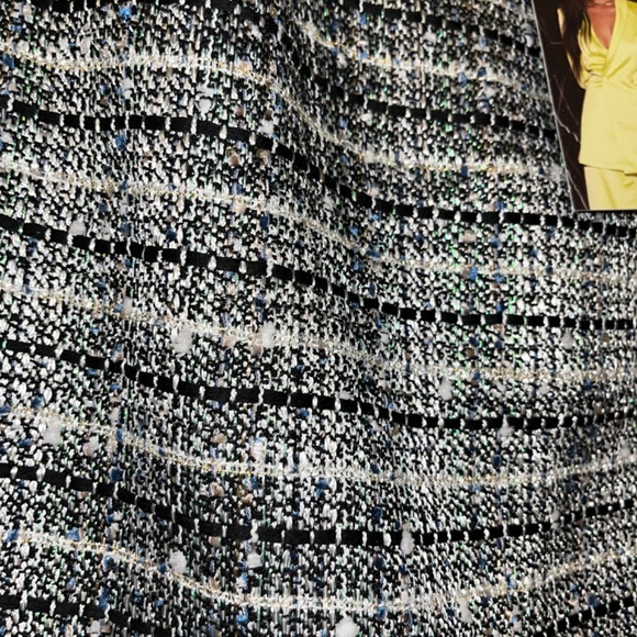 Naked wardrobe skirt - Picture 2 of 7